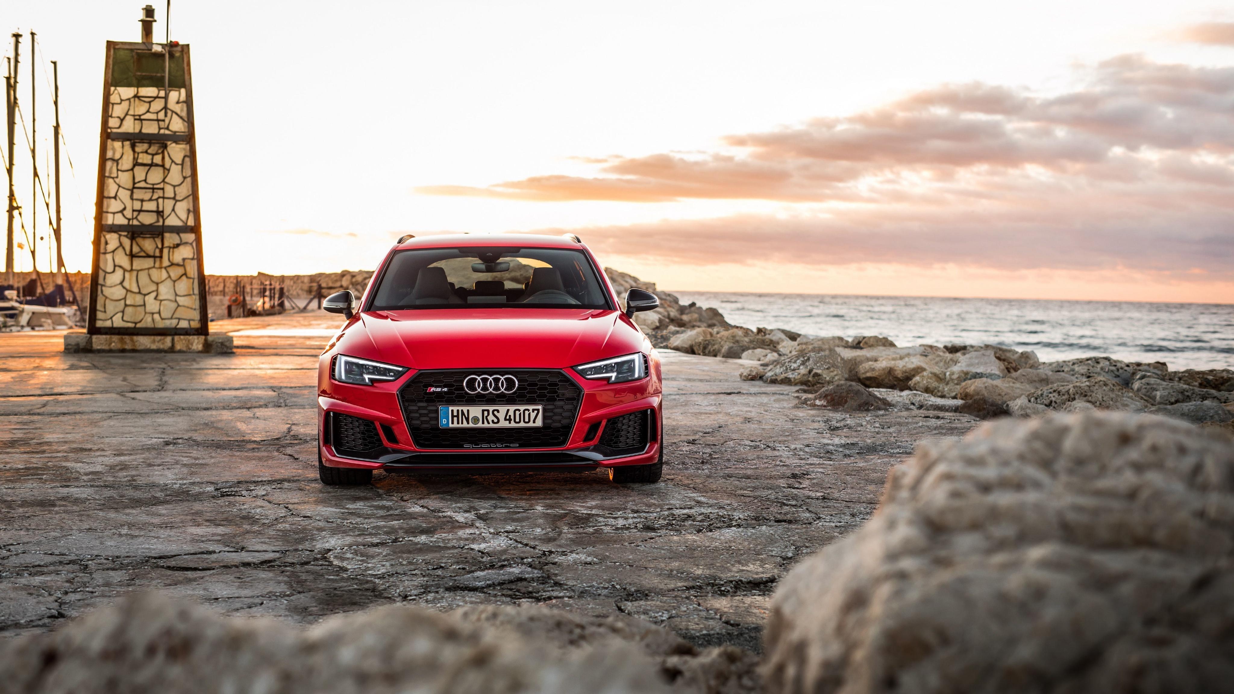 アウディ RS4、エステートカー、2018、レッド