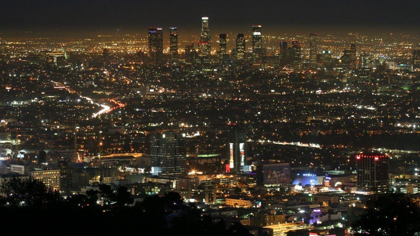 モダンなベオグラード、夜景、フルスクリーン、セビア都市