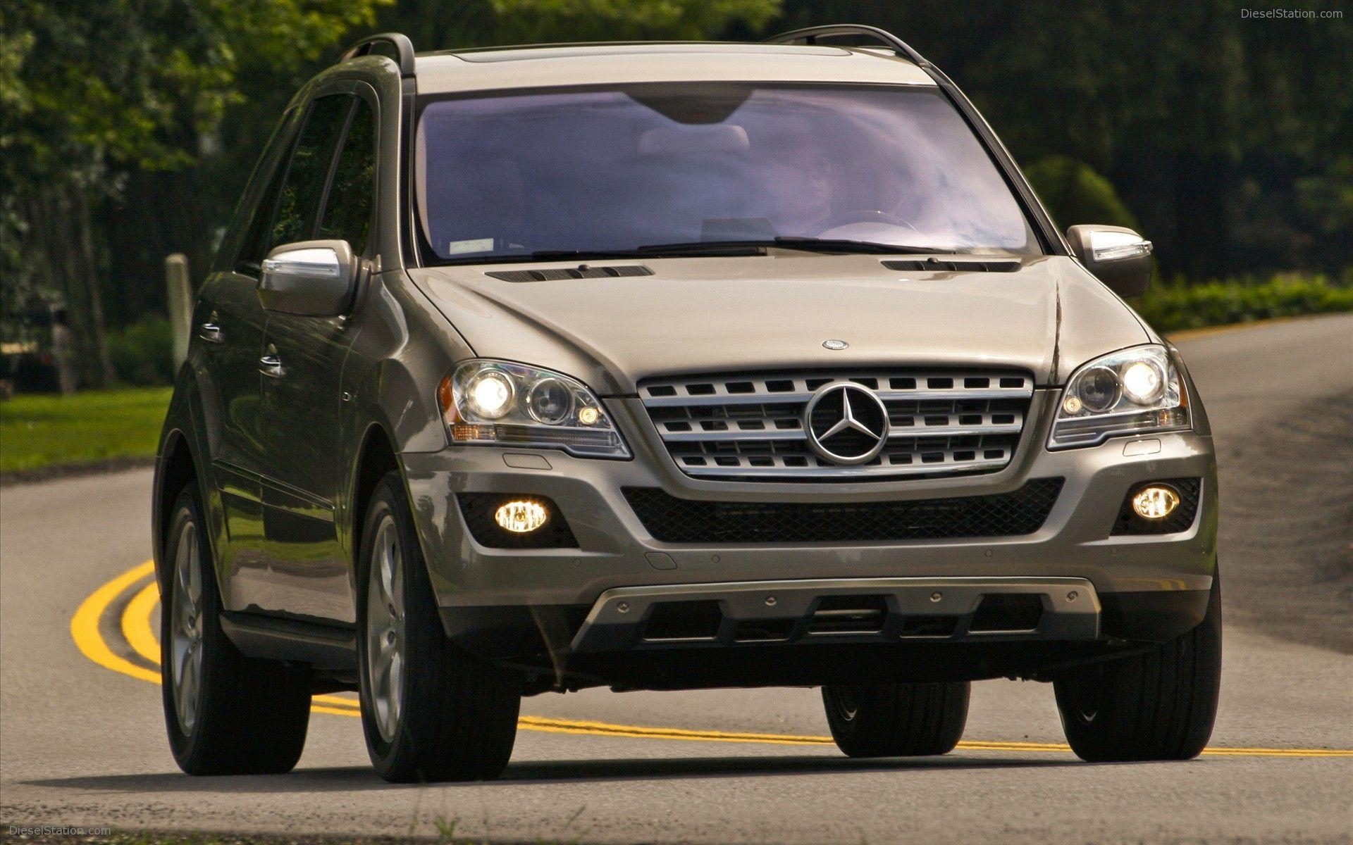 メルセデス・ベンツML320, Bluetec 2009, ワイドスクリーン, 高級車