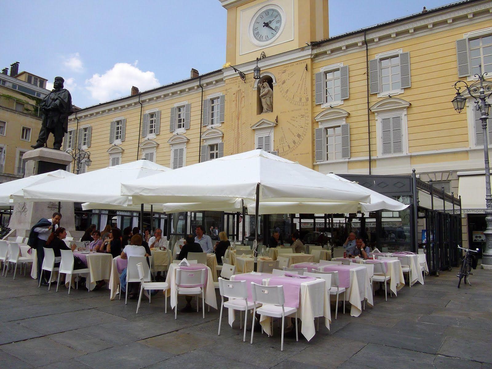 パルマ イタリア、ストリートカフェ、パルマのカフェ、旅行壁紙